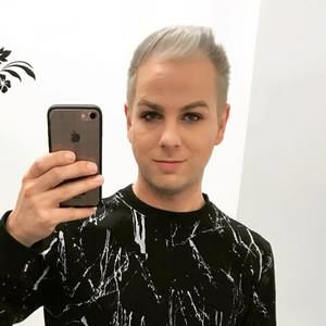 Meet your Posher, Tyler